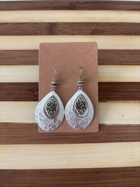 Silver Teardrop Filigree Dangle Earrings - Women's Jewelry